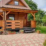 Letniskowe Sawinda Lodge *